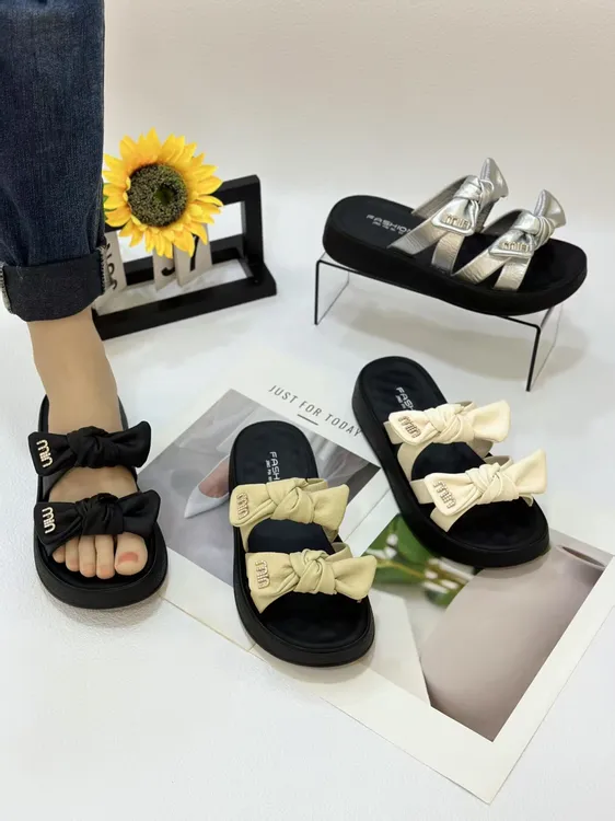 5055女款夏季时尚休闲百搭软底外穿平底防滑仙女风拖鞋一字拖