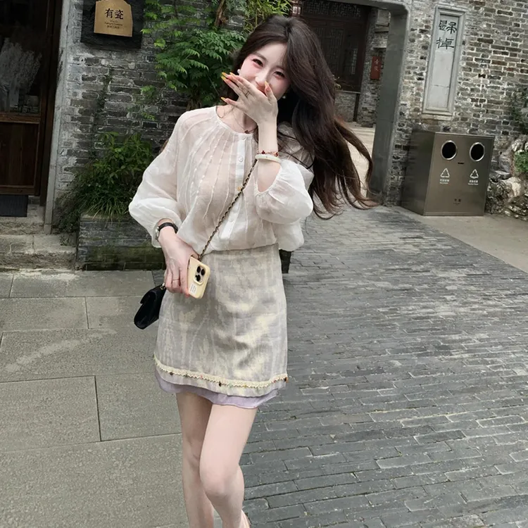 巨好看的套装女法式小众甜美泡泡袖衬衫复古显瘦半身裙气质两件套
