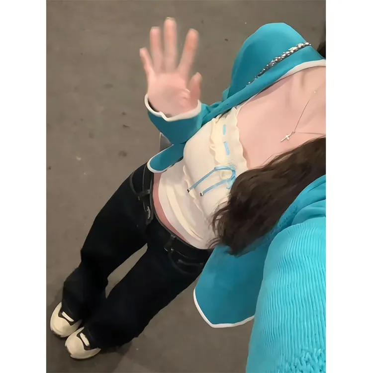 【现货速发】秋季穿搭2025新款百搭开衫纯欲抹胸高腰牛仔裤三件套