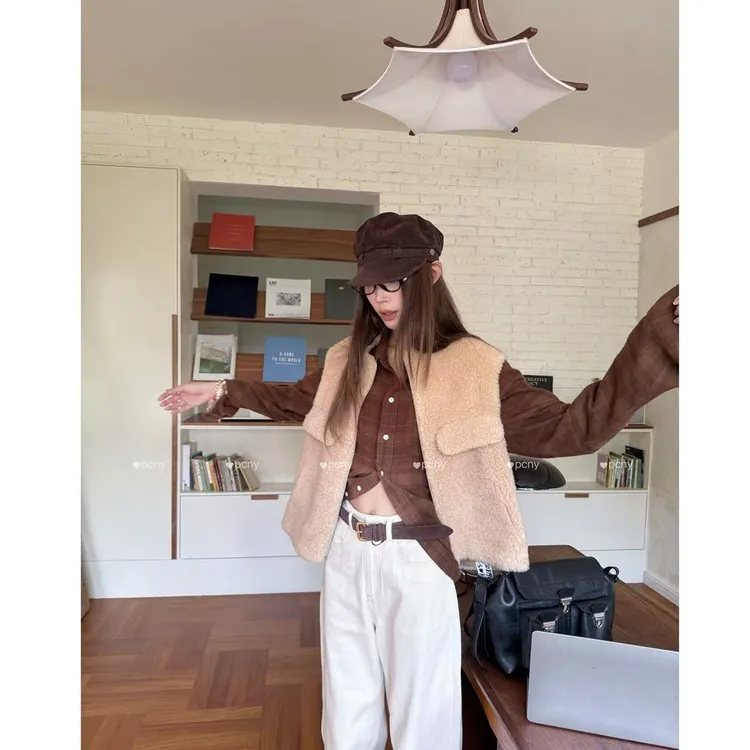 PCNY「蓬松协定」不理理秋季新款女装时尚高级感宽松马甲外套