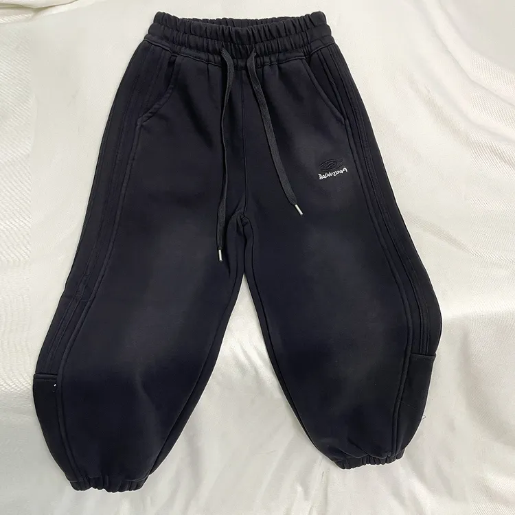 儿童一体绒黑色运动休闲裤加绒保暖男童女童秋冬季外穿加厚洋气