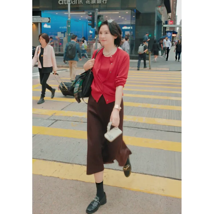 我是摩羯 cariaggi开衫 100支意大利羊毛秋针织衫