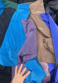 撞色抓绒外套 情侣款