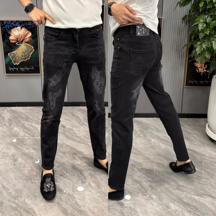 男士牛仔裤秋季新款时尚个性提花小脚裤男弹力百搭显瘦男裤舒适帅