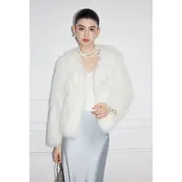 【达人专属】MandyZhang白色奢感钉珠皮草女秋冬高级感外套PC0057