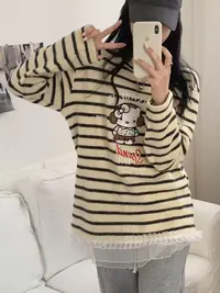 루루가−（蕾丝耳机kitty）韩系慵懒条纹女秋冬圆领宽松显瘦软糯上衣