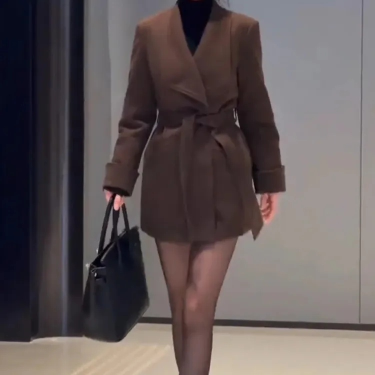 气质立领西装领系带收腰显瘦中长款外套女装