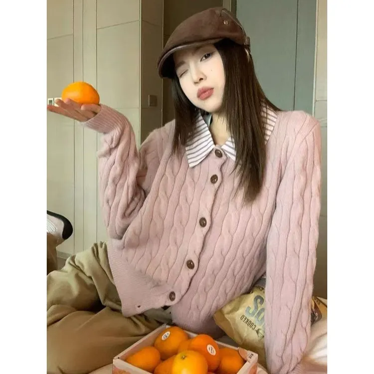 粉色假两件polo领针织开衫女2025冬季外穿独特漂亮毛衣外套