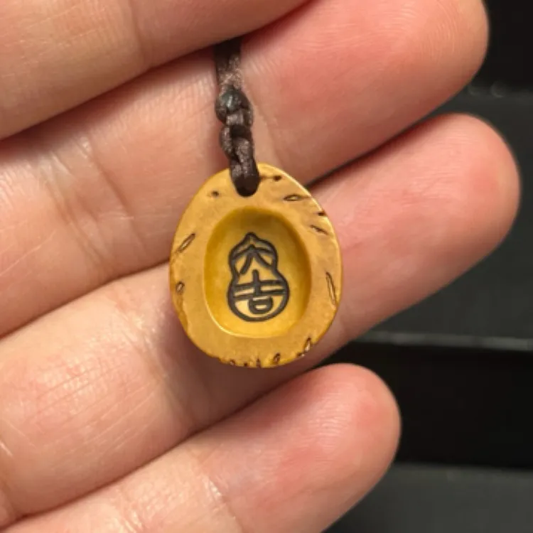 纯手工打磨桃核雕刻手机挂件禅意风格挂饰吊坠