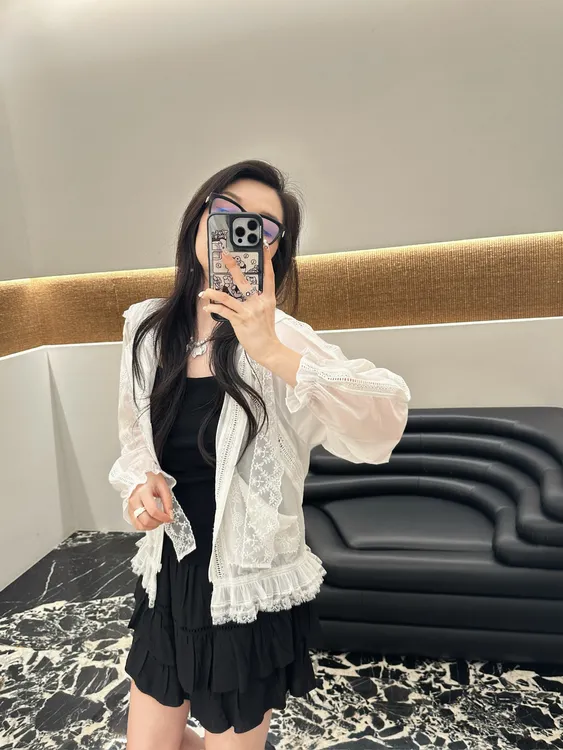 丿未PUREVENUS设计师品牌 小众新款 蕾丝头巾超薄卫衣