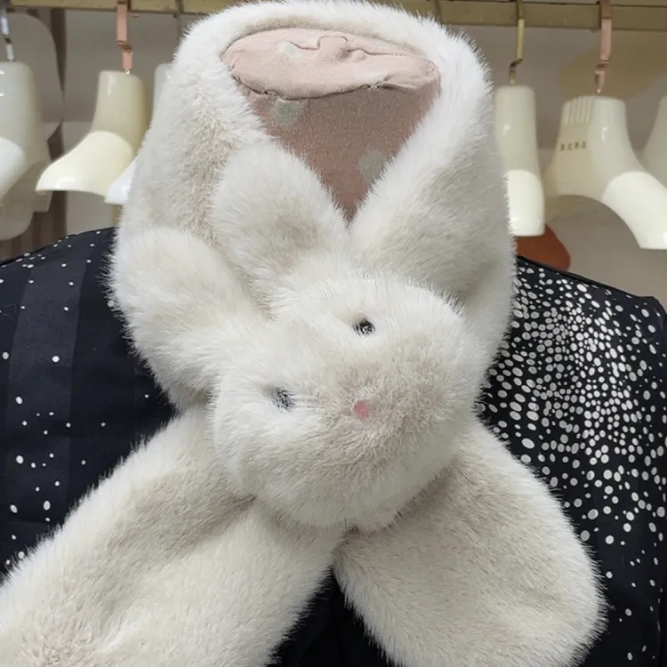 冬季极简风女欧美风围巾保暖时尚加厚毛绒毛领