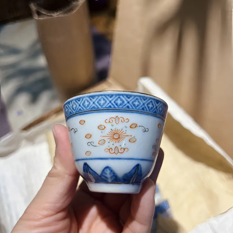景德镇瓷厂七十年代老厂货青花玲珑加彩描金茶杯家用回流一级品杯