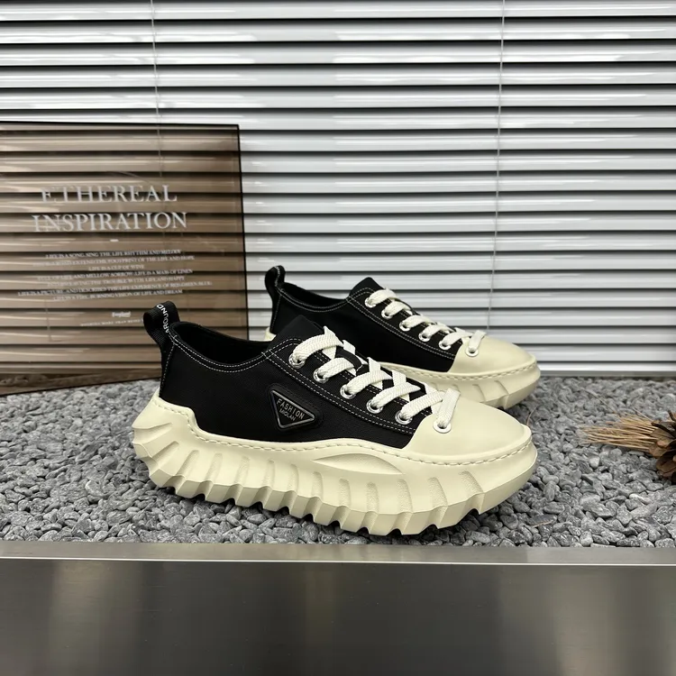 男士潮版老爹鞋2025新款高档时尚百搭厚底增高鞋透气轻便个性潮鞋