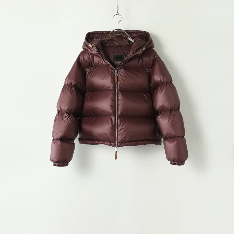 AP洛哥44033RR【黑标系列】匈牙利进口95白鹅绒连帽保暖面包羽绒服