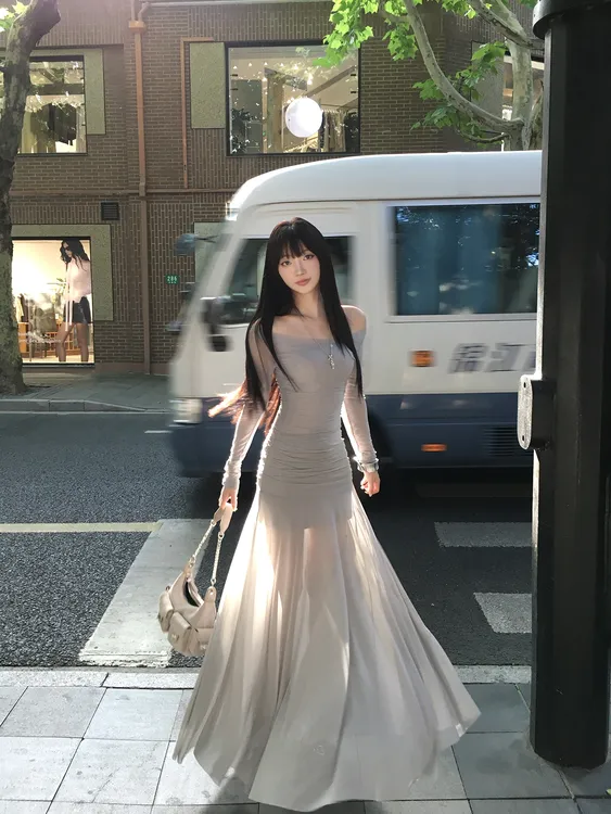 pinkmon||女秋季灰色修身长袖上衣收腰网纱不规则长裙套装裙子