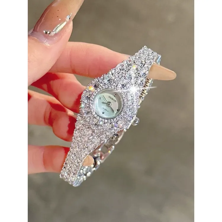 2025新款满钻手表女轻奢小众时尚女表小表盘精致网红高级感石英表