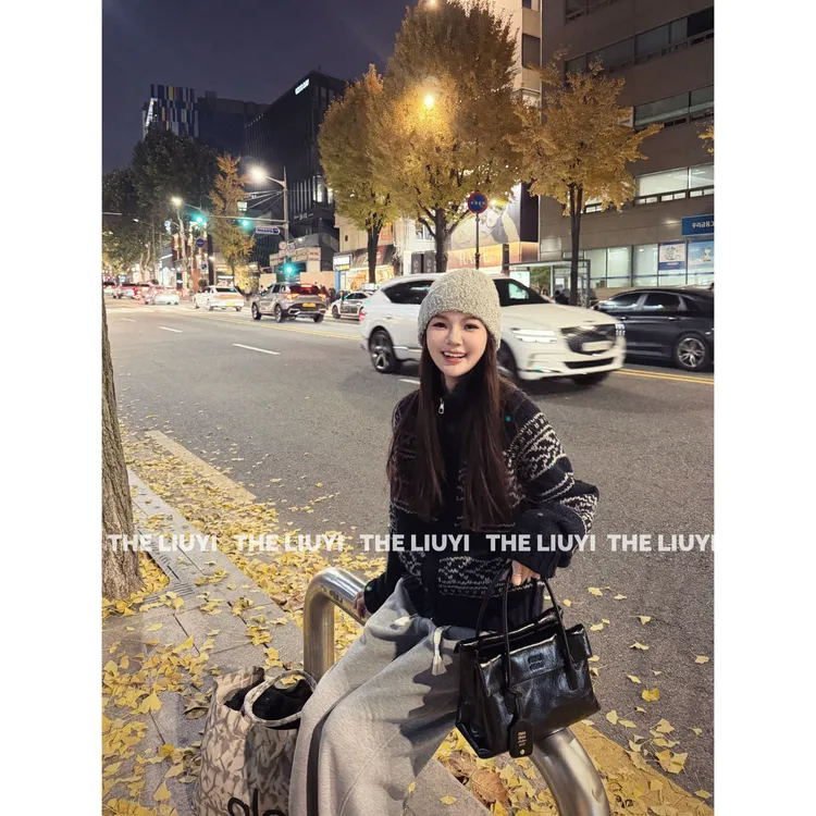 【LIUYI】挪威毛衣~冬季粗针费尔岛设计感提花高领藏蓝色外套511231