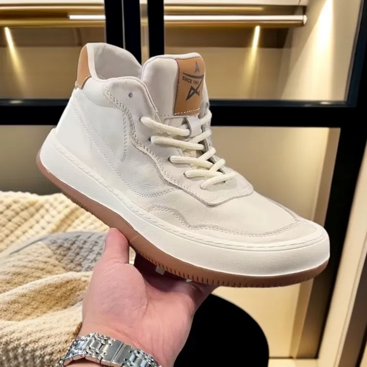 2025秋季新款头层牛皮休闲鞋真皮透气软底软面时尚百搭板鞋9089