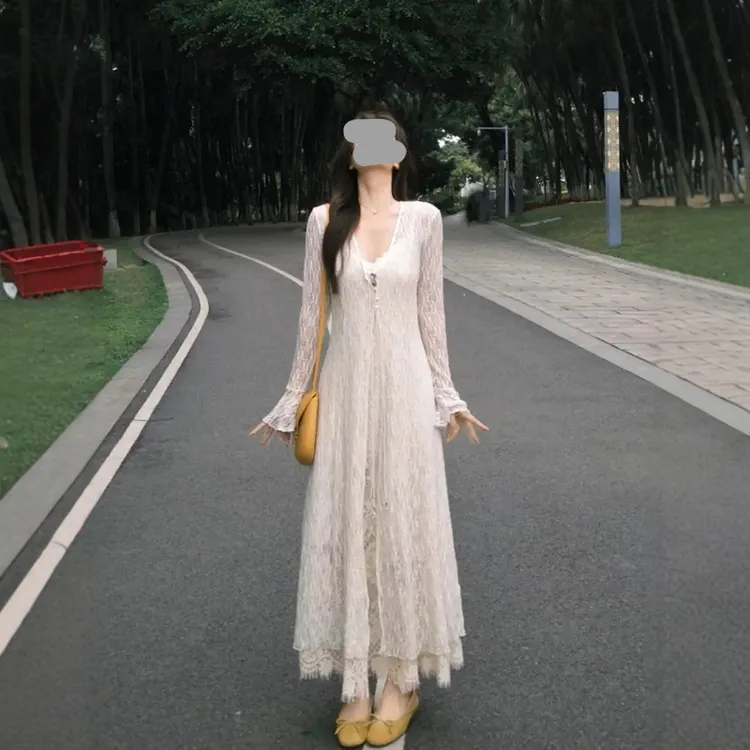 2026春夏新款温柔风甜美减龄长款针织开衫蕾丝吊带连衣裙两件套装