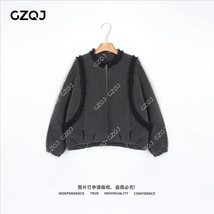 老琴私服【雾灰蕾语】格雷减龄圆领羽绒外套蕾丝拼接上衣女爆款2811