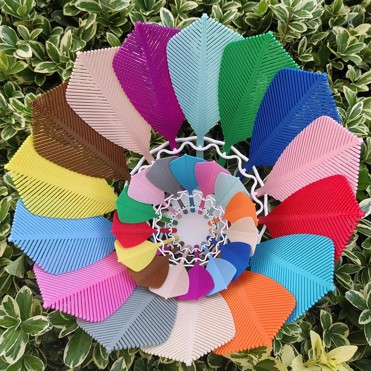 彩虹羽毛球礼品客厅摆件球搭子礼物比赛奖品礼品纪念