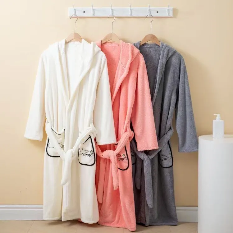 秋冬加厚珊瑚绒法兰绒睡袍成人厚款女中长款大码酒店浴袍带帽睡衣