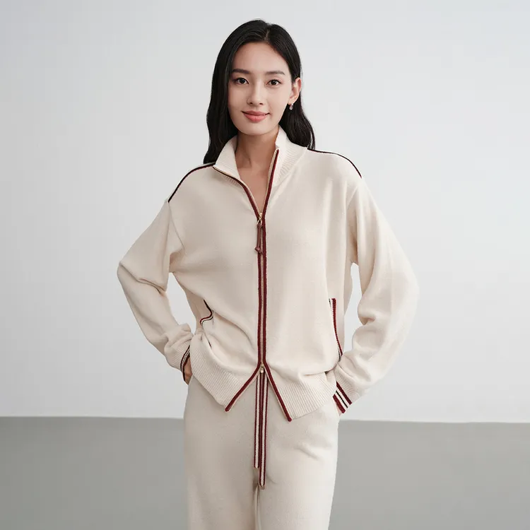 EP雅莹2025早秋新品 撞色边桑蚕丝羊毛混纺丝绒运动套装外套9123A