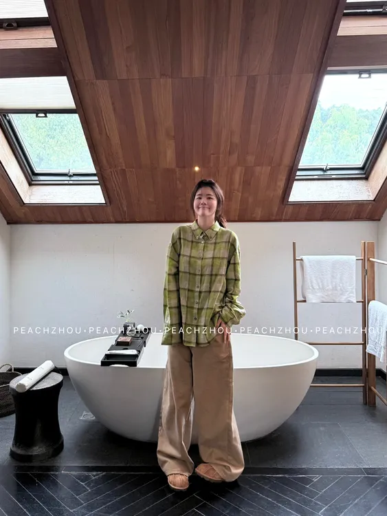 『PEACHZHOU』棉麻草绿格纹宽松翻领衬衫美式休闲洋气叠穿长袖衬衣