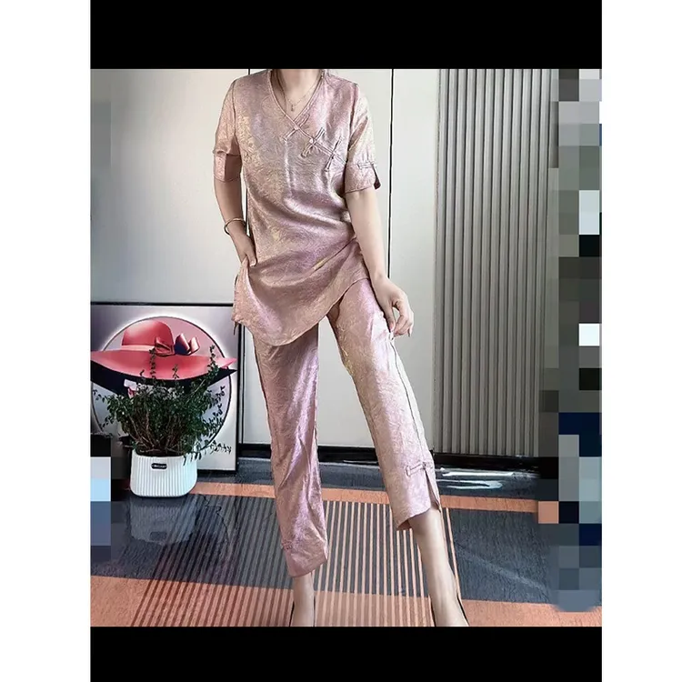 2025夏女新中式国风盘扣琉璃缎渐变宽松开叉中袖上衣九分裤子套装