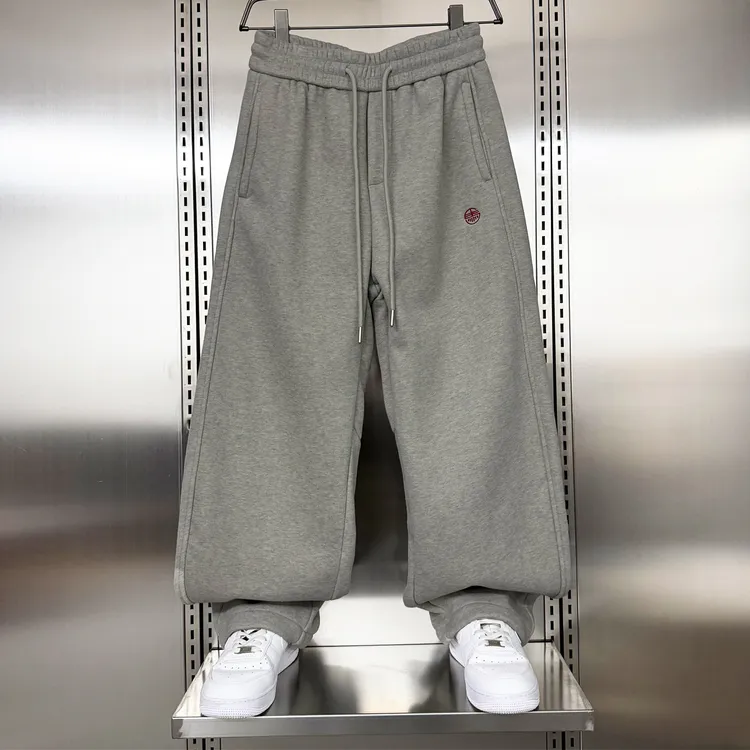 2026冬季加绒加厚休闲裤新款男士宽松刺绣直筒裤系绳运动保暖卫裤