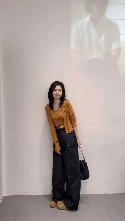 【心想事“橙”】韩系高级感慵懒ins时尚套装棕色吊带开衫藏青色长裤