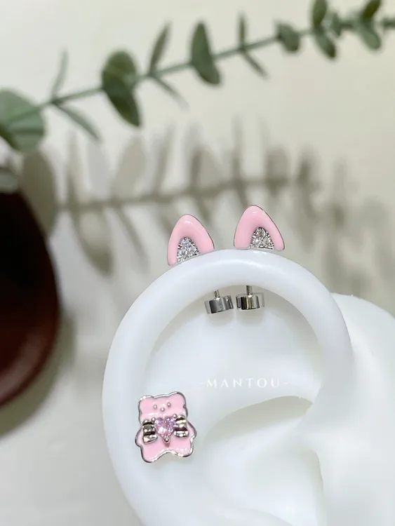 钛钢耳饰 超萌小猫｜滴油猫耳耳轮恶魔钉甜酷helix耳饰小熊耳骨钉