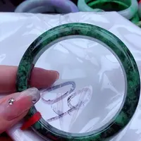 翡翠手镯未镶嵌翡翠
