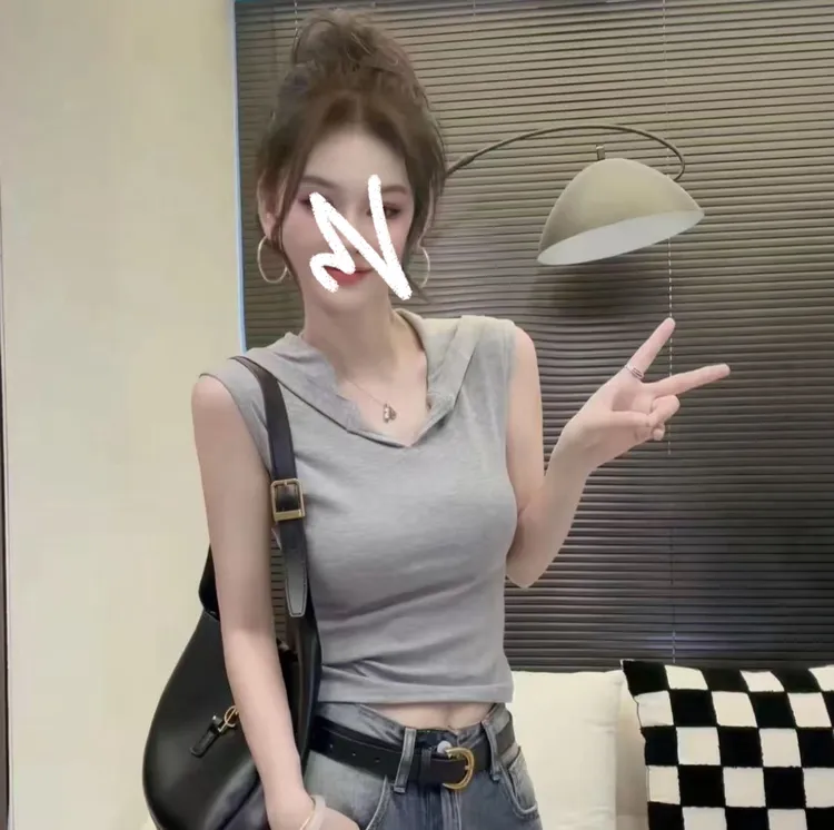 2025夏季新款无袖连帽 V 领背心女弹力修身显瘦休闲百搭上衣T恤女