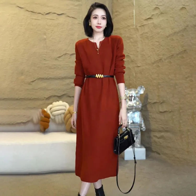 La babite针织连衣裙2025秋季新款中长款高级感长袖百搭毛衣裙