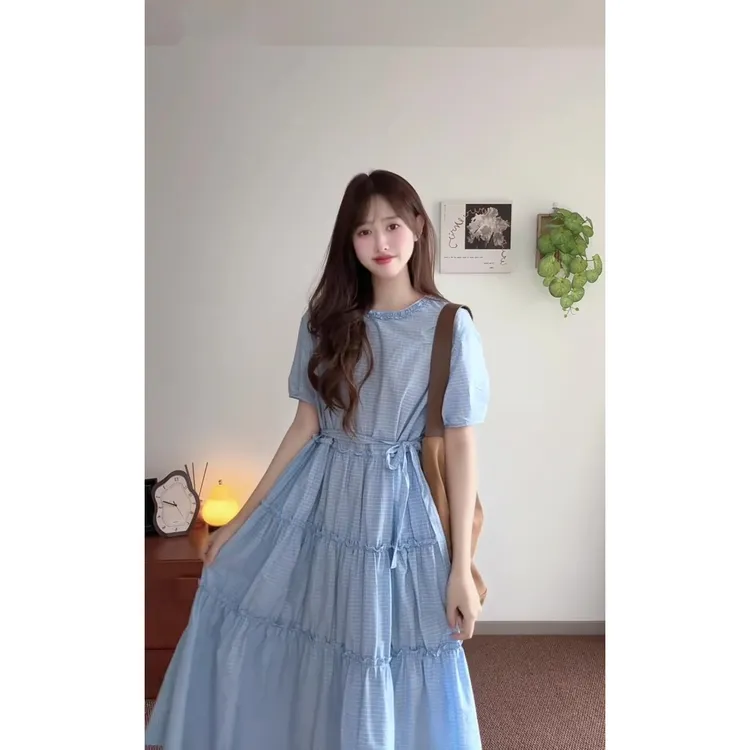 法式初恋温柔风蓝色格子连衣裙2025新款夏季海边度假甜美蛋糕长裙