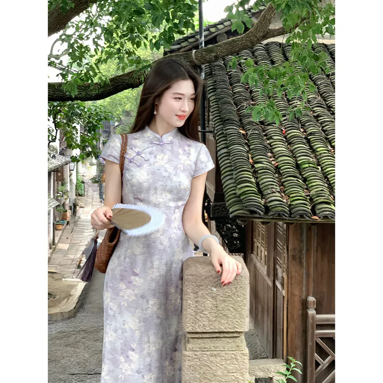 凌茜恣禾【妄春山】国风新中式浅紫印花旗袍温婉优雅修身显瘦旗袍裙