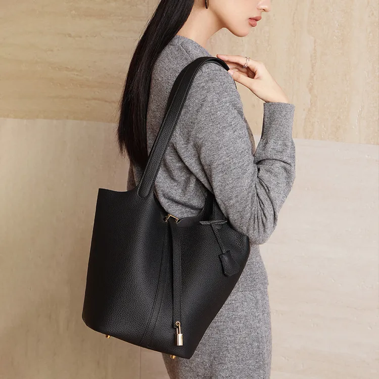 特大号菜篮子包头层牛皮简约大容量手提水桶包气质妈妈包单肩包包