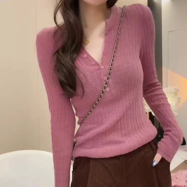 新款设计感长袖百搭玫粉色时尚显瘦修身打底衫女开口领毛衣H9-99