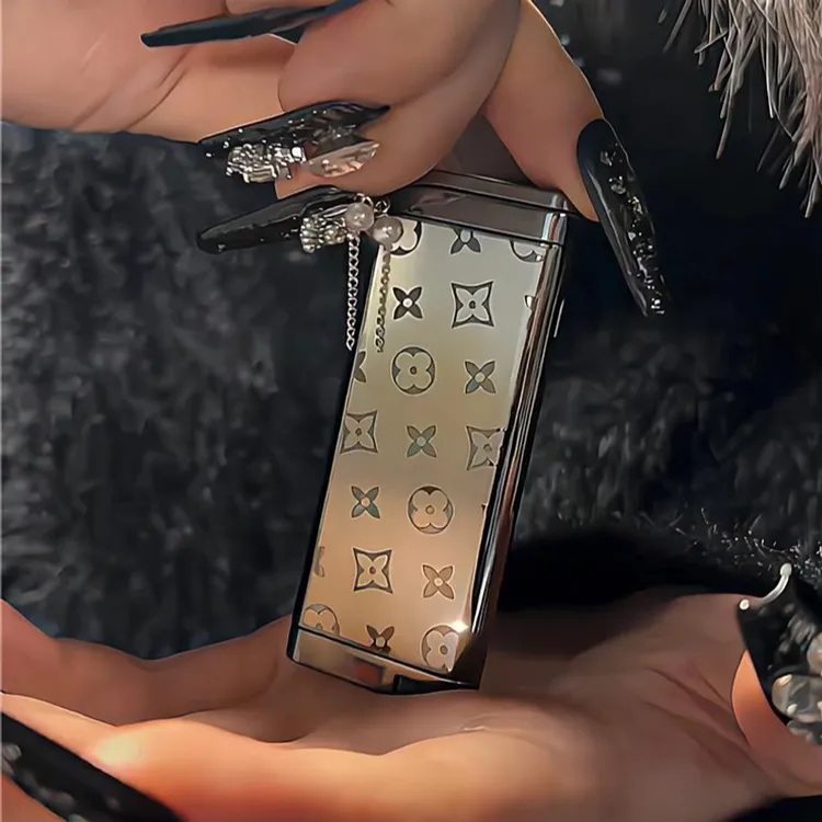 创意高颜值老花防风打火机高级感防风个性打火机送男友老公闺蜜礼