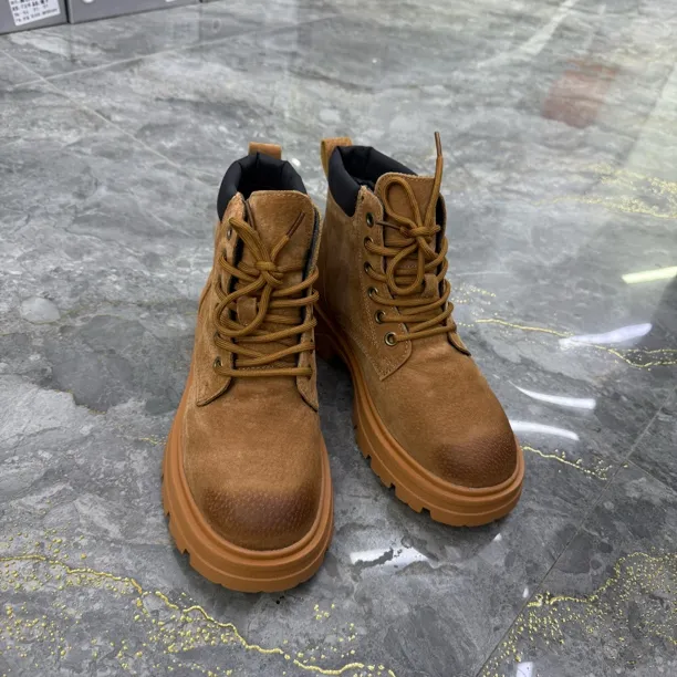 8819高帮轻职风中帮增高防滑马丁靴工装靴系带厚底