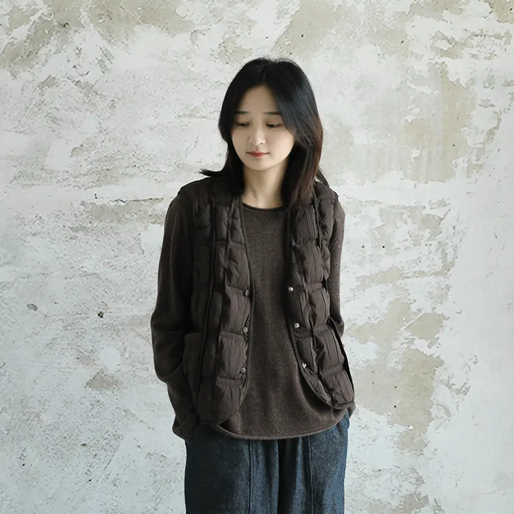 尘染·95白鹅绒·轻薄羽绒马甲女2025秋冬新款保暖背心百搭马夹