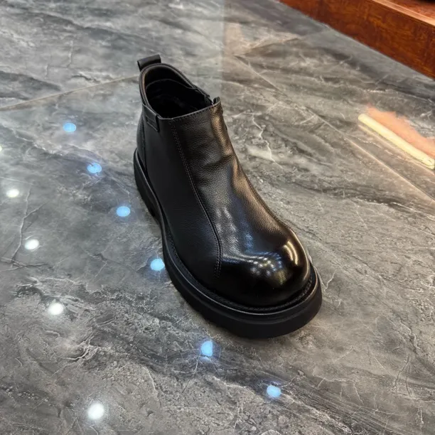棉鞋纯皮，马丁靴侧拉链款式