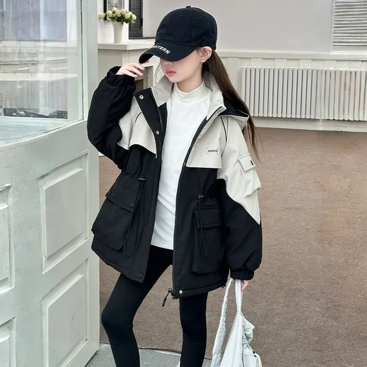 女童秋冬加绒加厚派克服2025款女大童冲锋衣儿童洋气韩版棉服外套