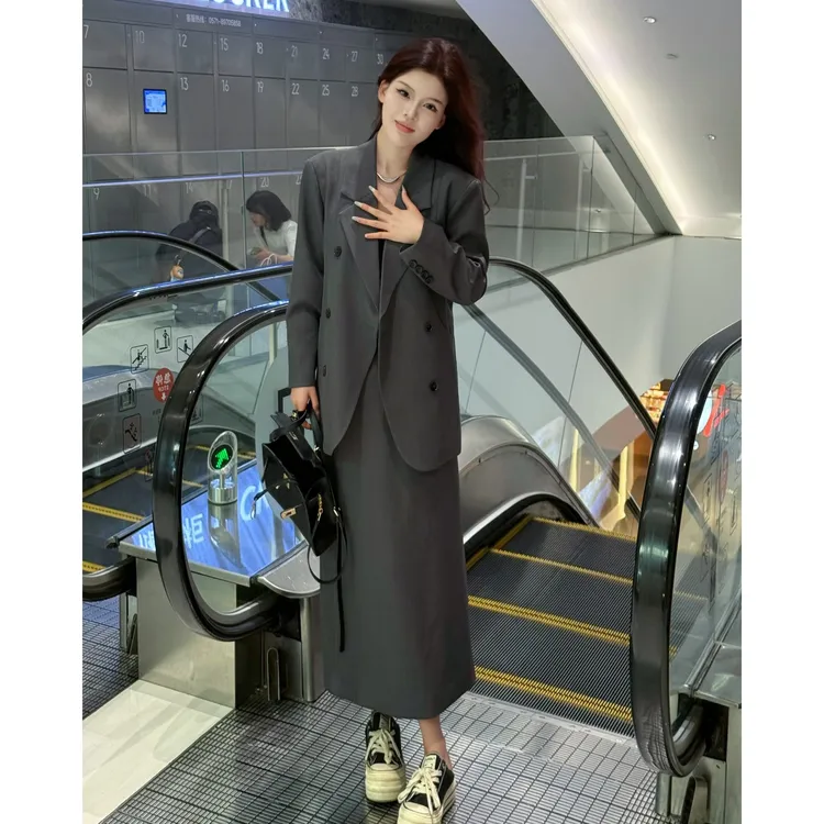 西装套装女2025春季新款高级大气质感显瘦时尚百搭廓形半身裙2407