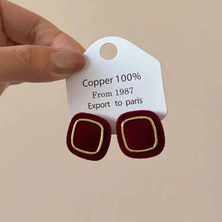 复古方形红色丝绒甜美耳钉小众港风高级感耳环秋冬新年巨显白耳饰