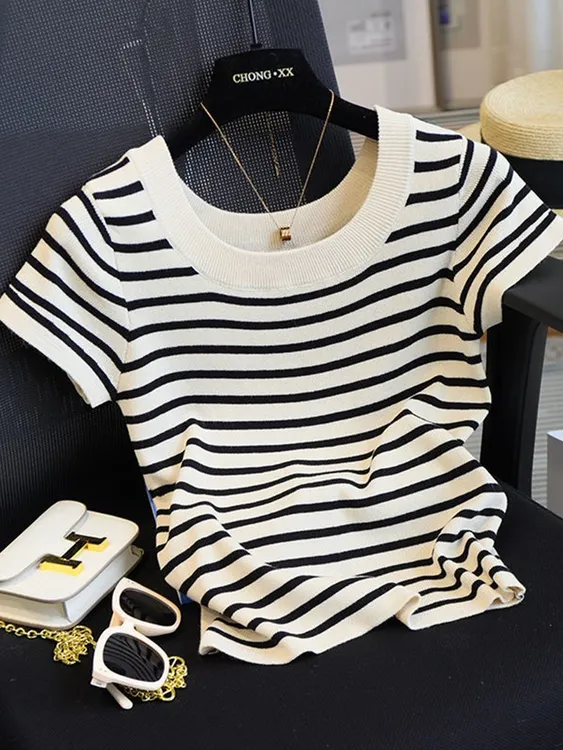 【双双大码女装】修身显瘦80-200斤洋气方领条纹冰丝短袖T恤女