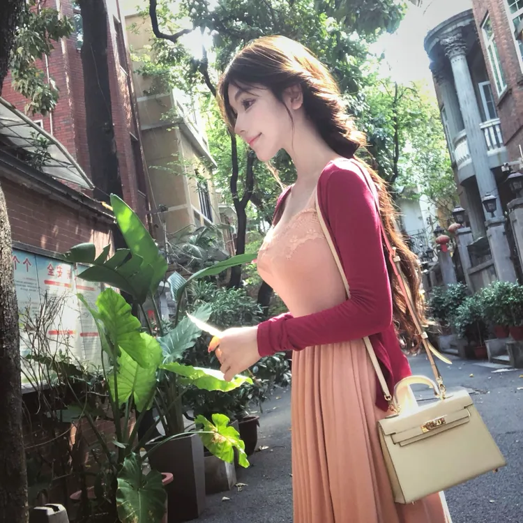 WW原创「莓果甜梦」气质轻奢时尚法式显瘦性感小众设计感开衫连衣裙