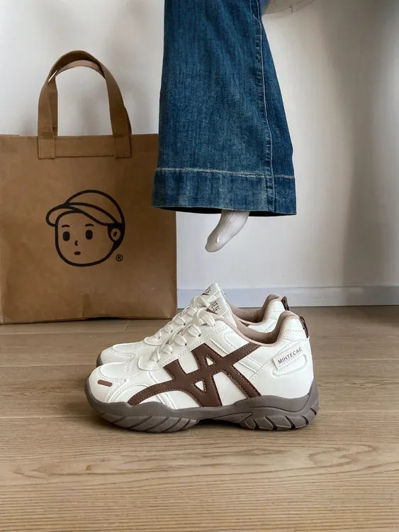 厚底内增高德训鞋女款2025新款冬季休闲阿甘女鞋老爹鞋小白运动鞋