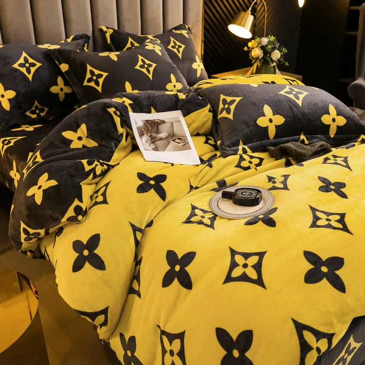 ins风潮牌牛奶绒加厚床单被套冬季保暖双面绒被罩珊瑚绒床笠套件A